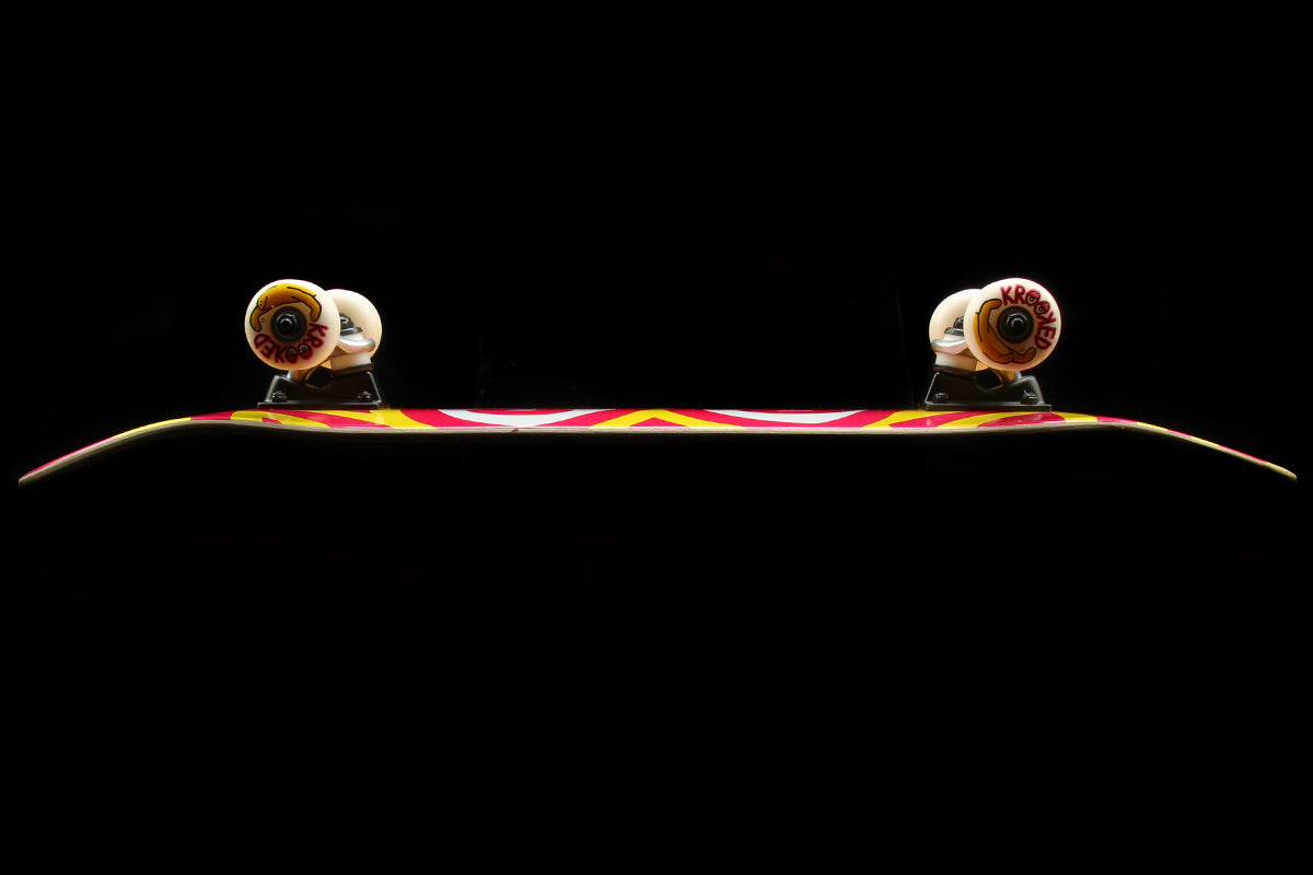 Big Eyes Yellow/Pink Complete Deck 7.5"