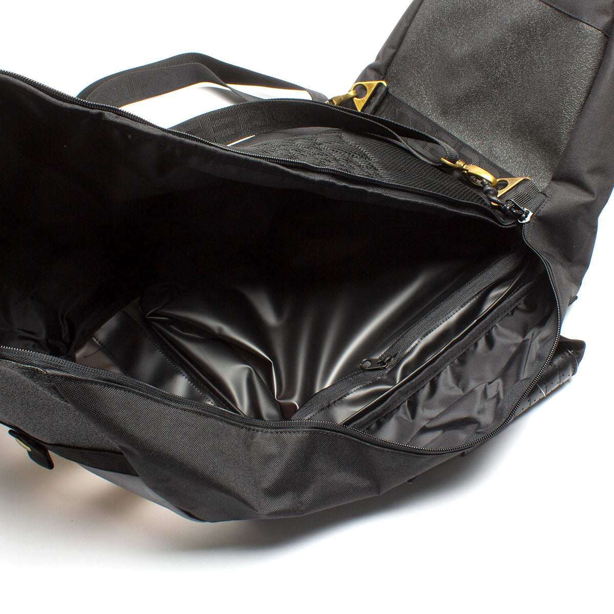 Bronze 56k x DC Skate Bag