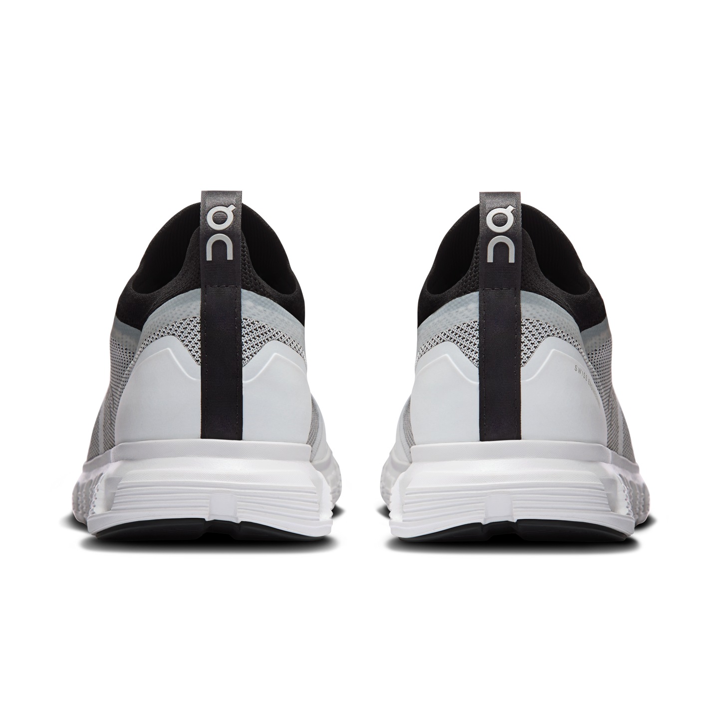 On Running Men's Cloud 6 Versa Shoes - White / Black