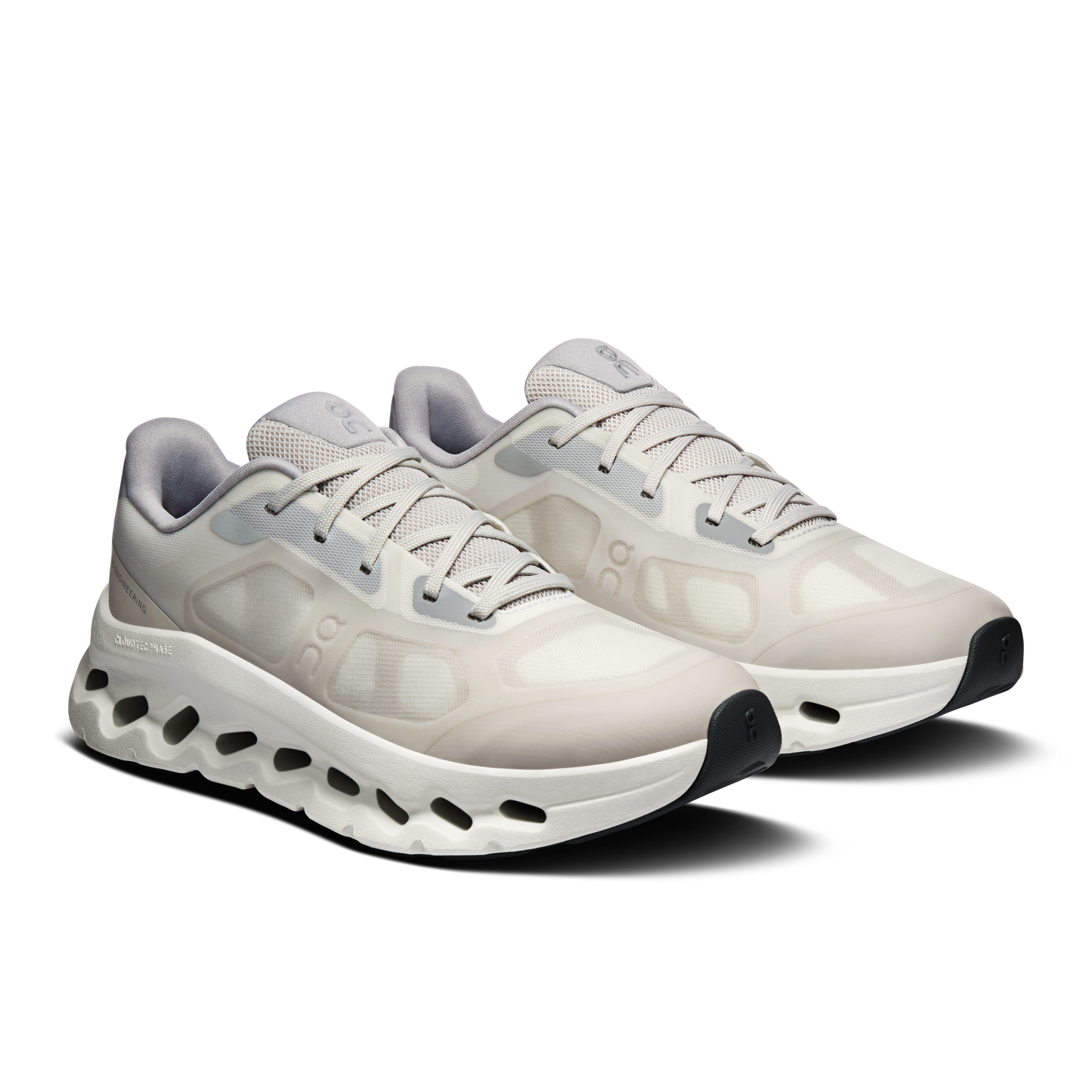 On Running Women's Cloudtilt Remix Shoes - Alloy / Ivory