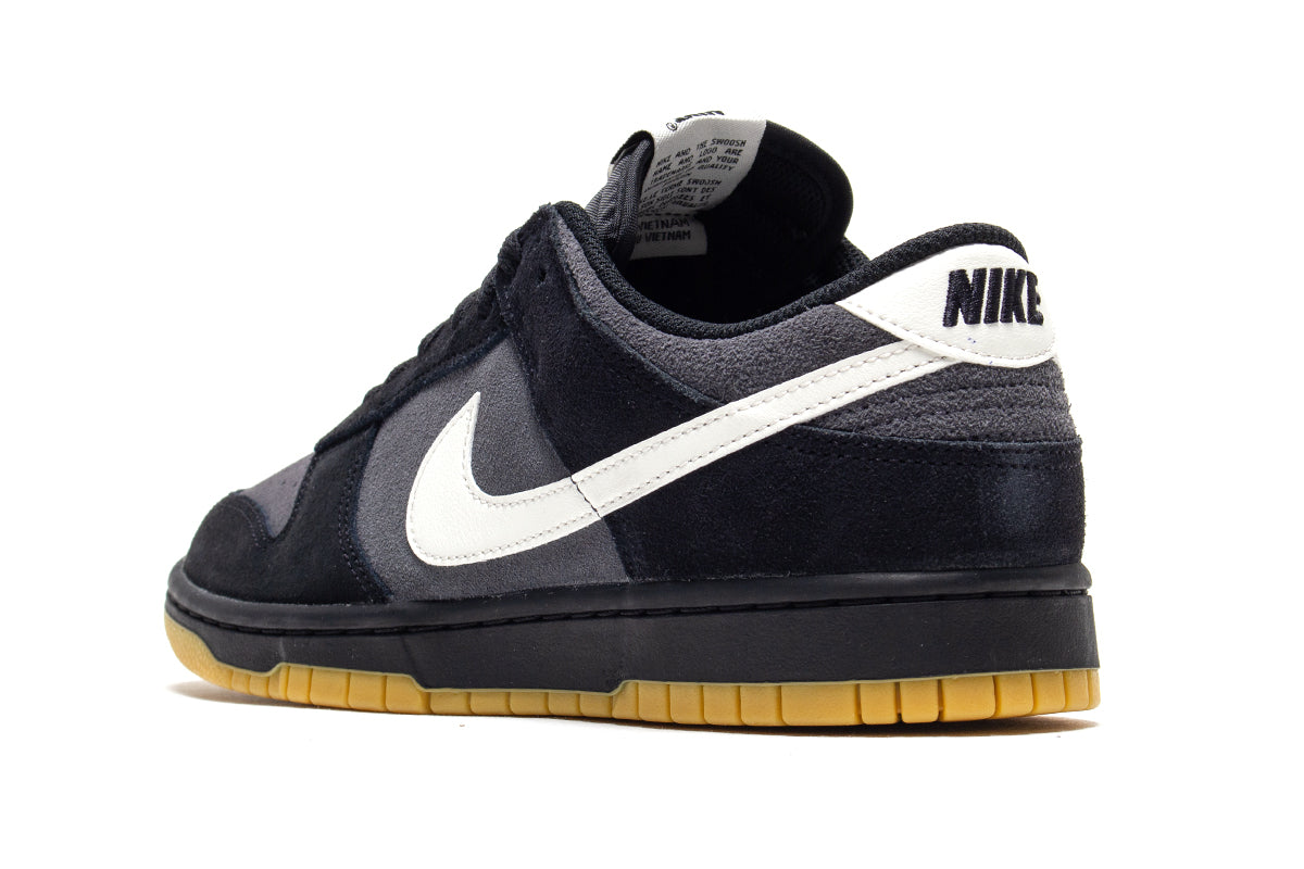 Dunk Low Retro SE