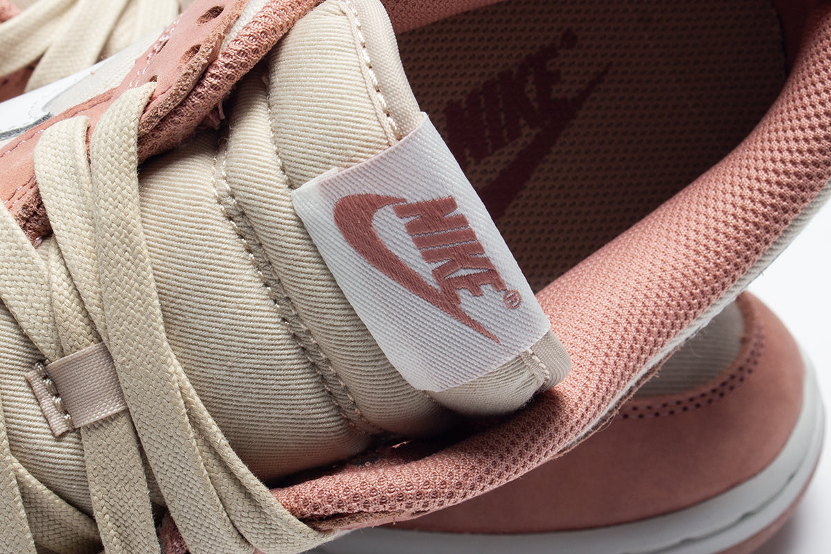Dunk Low Retro Premium