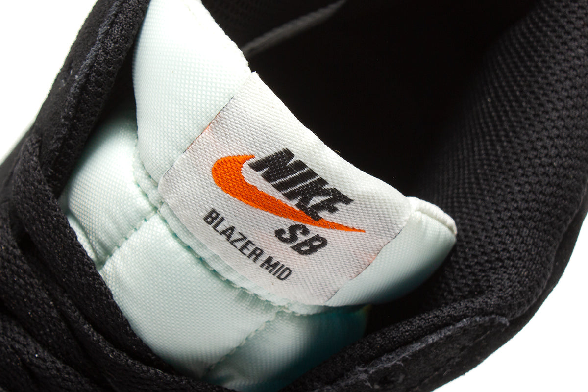 Zoom Blazer Mid