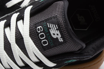 600