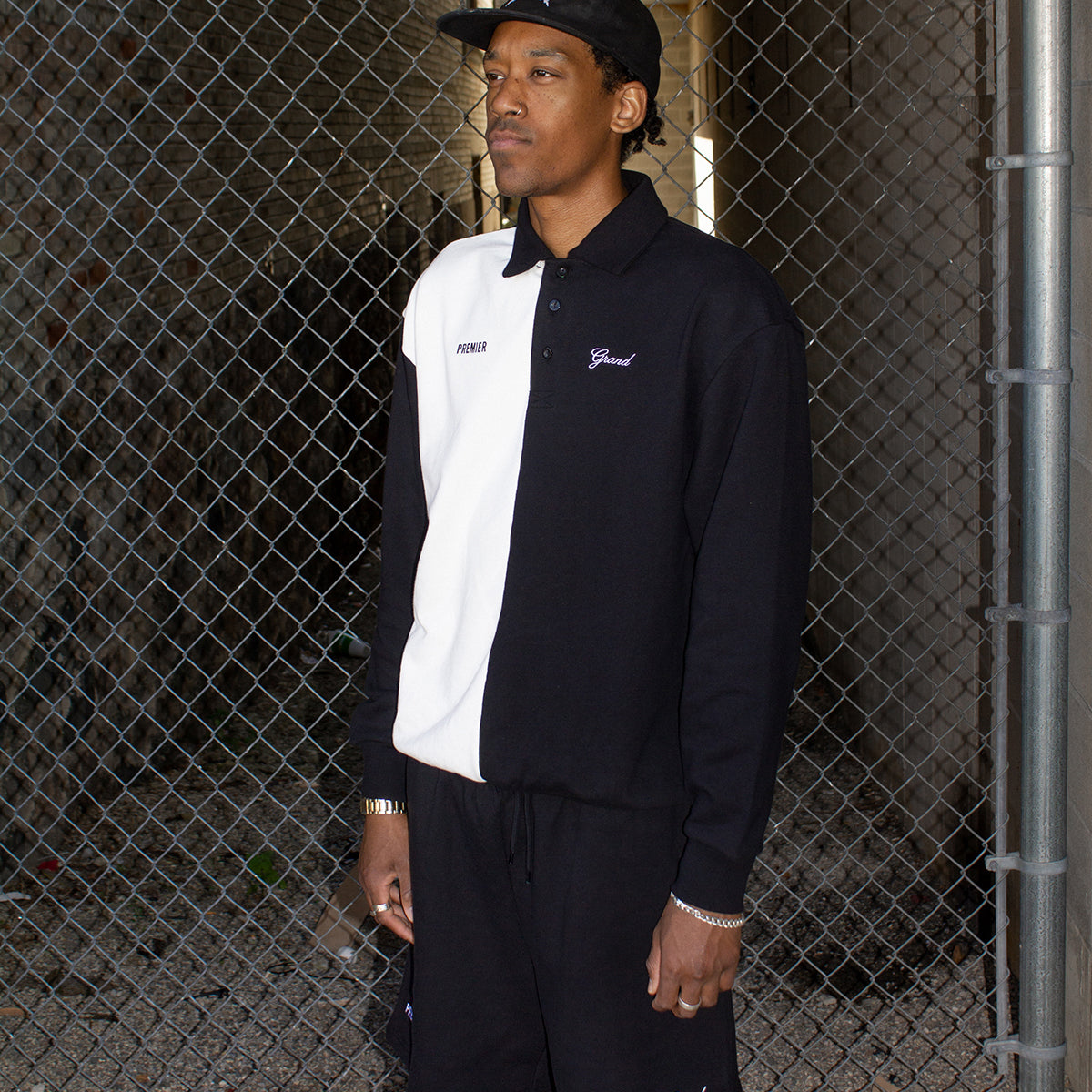 Grand Collared Sweatshirt