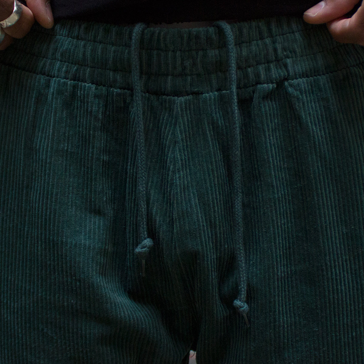 Eyes Cordoury Pants