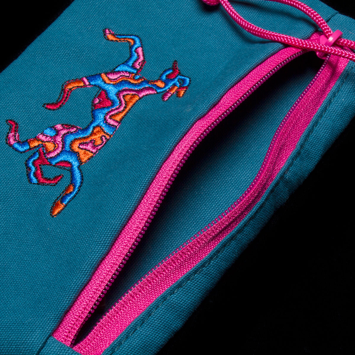 Dog Race Pouch