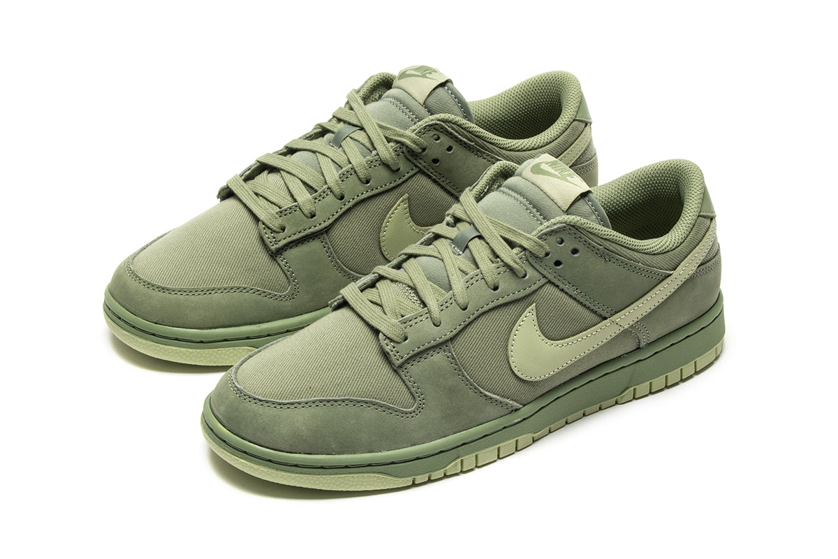 Dunk Low Retro Premium
