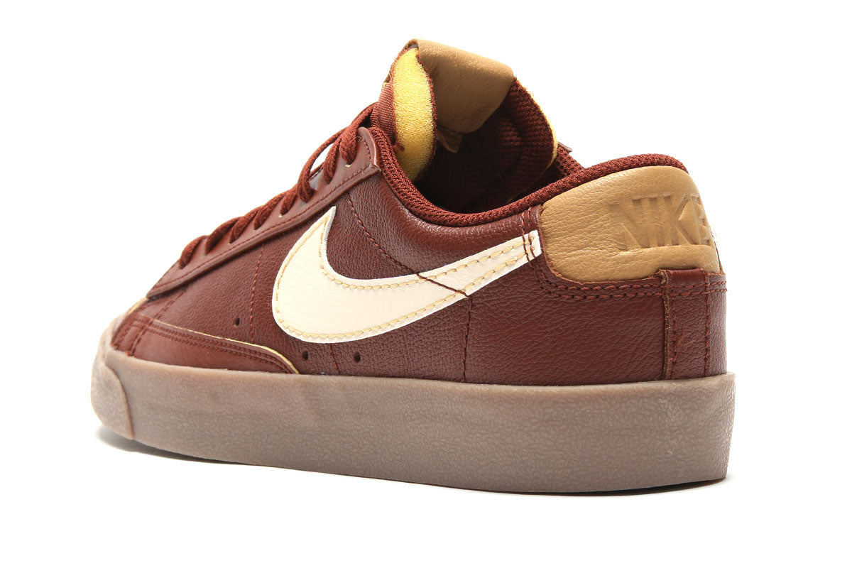 Blazer Low '77 EMB