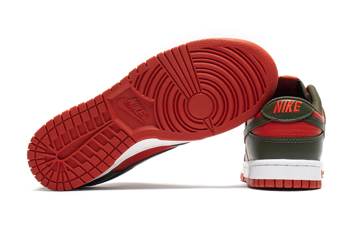 Dunk Low Retro