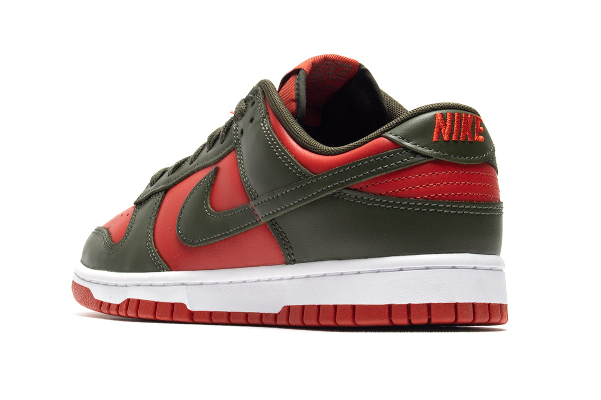 Dunk Low Retro