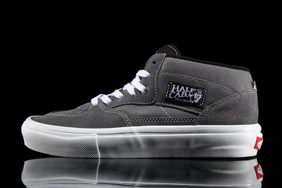 Skate Half Cab