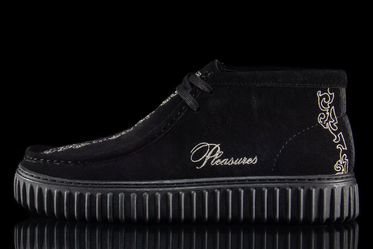 Torhill Hi x PLEASURES