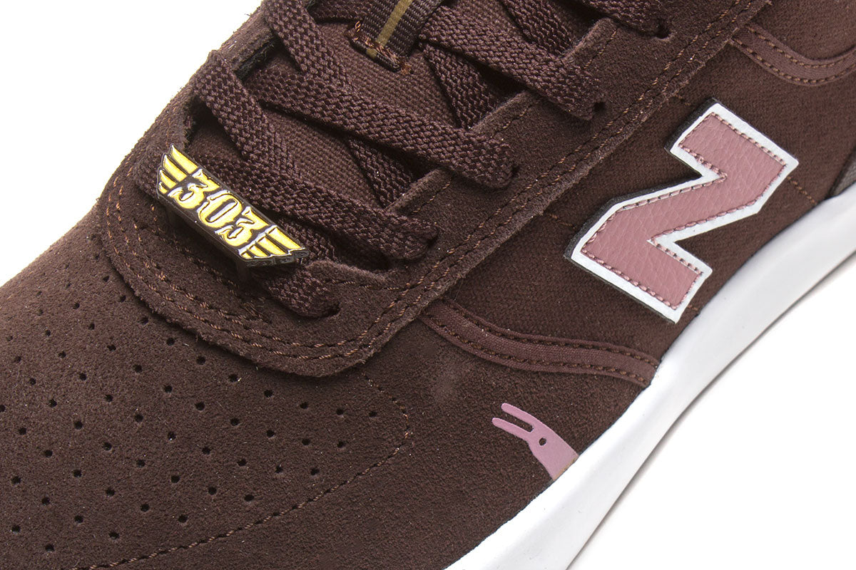 272