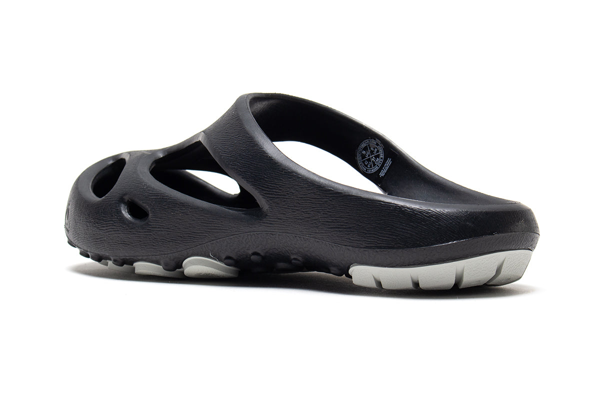 Shanti Clog