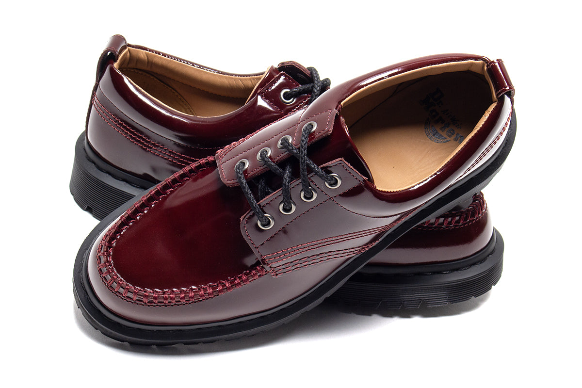 Lowell - Lacquered Leather