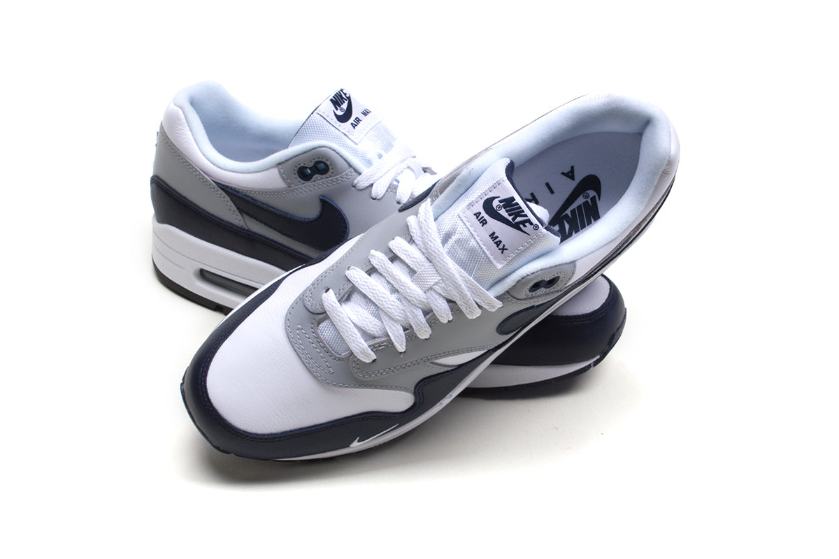 Air Max 1 LV8