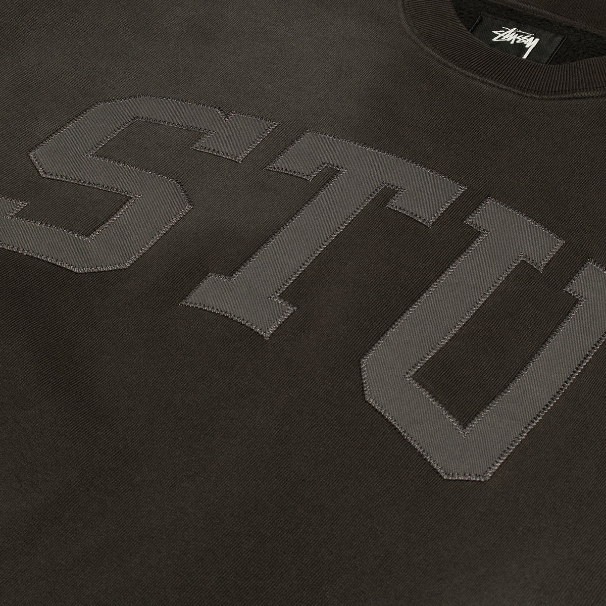 Stu Applique Crewneck