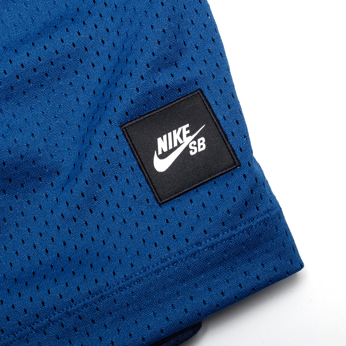 Reversible Mesh Short