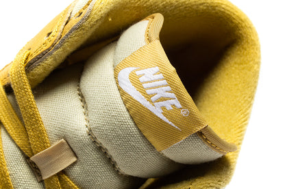 Dunk Hi Retro Premium "Gold Canvas"