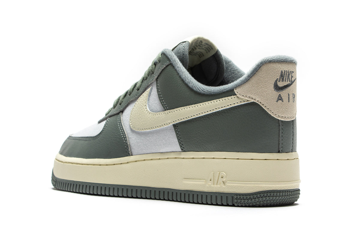 Air Force 1 '07 LX "Mica Green"