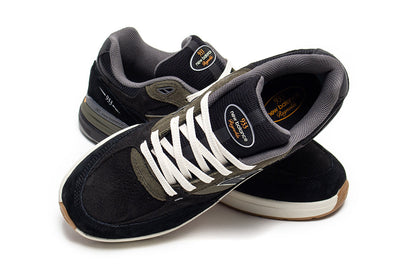 Reynolds 933