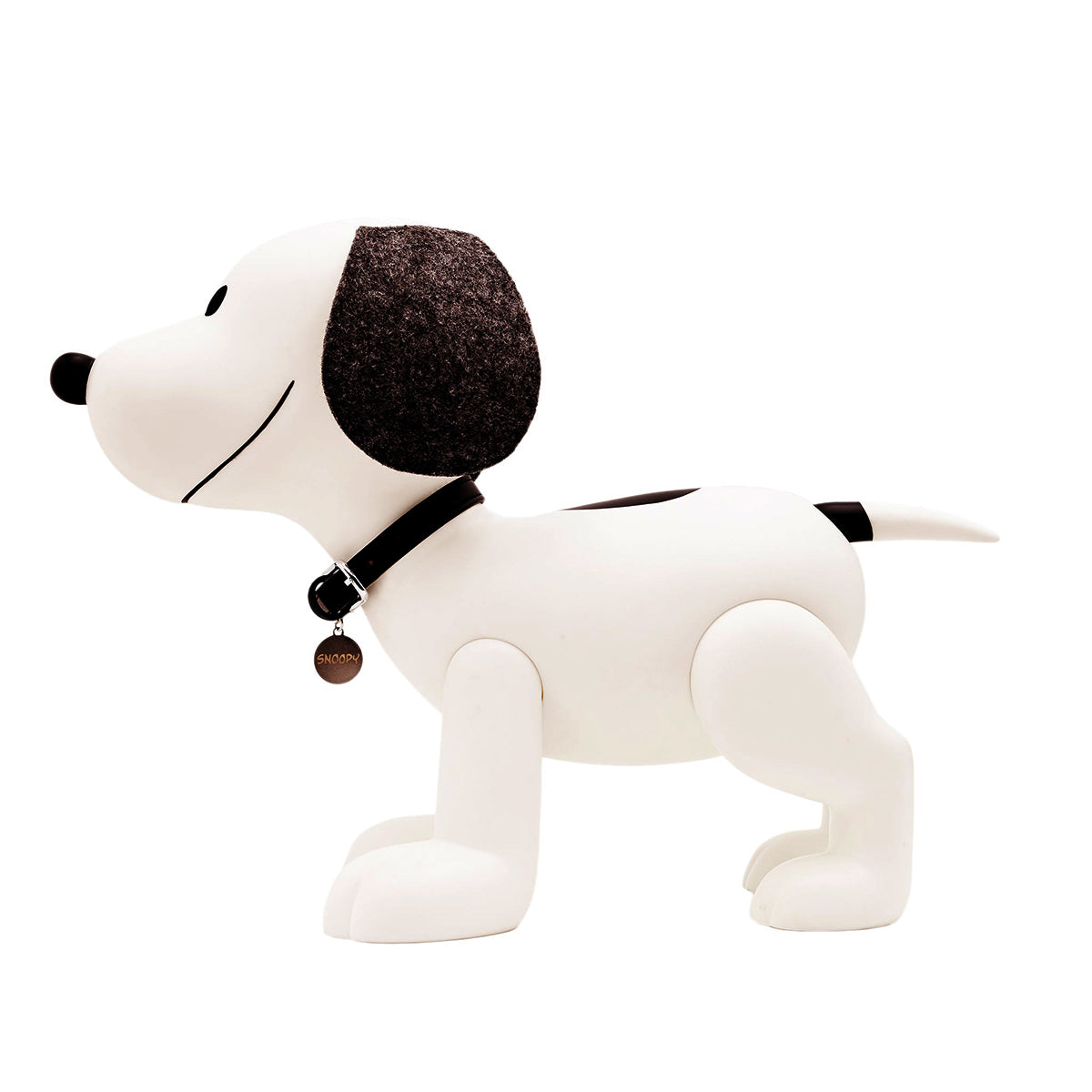 Peanuts Supersize - Snoopy (Newsprint Grayscale)