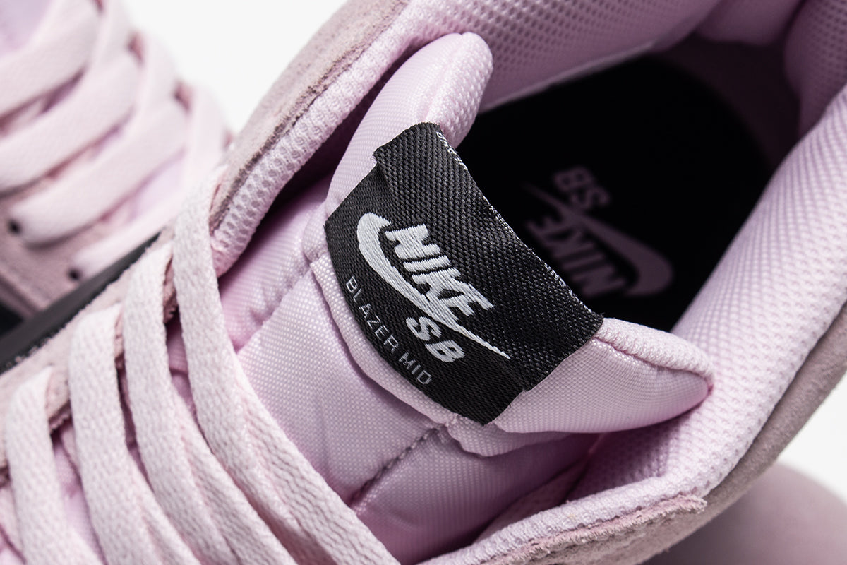 Zoom Blazer Mid