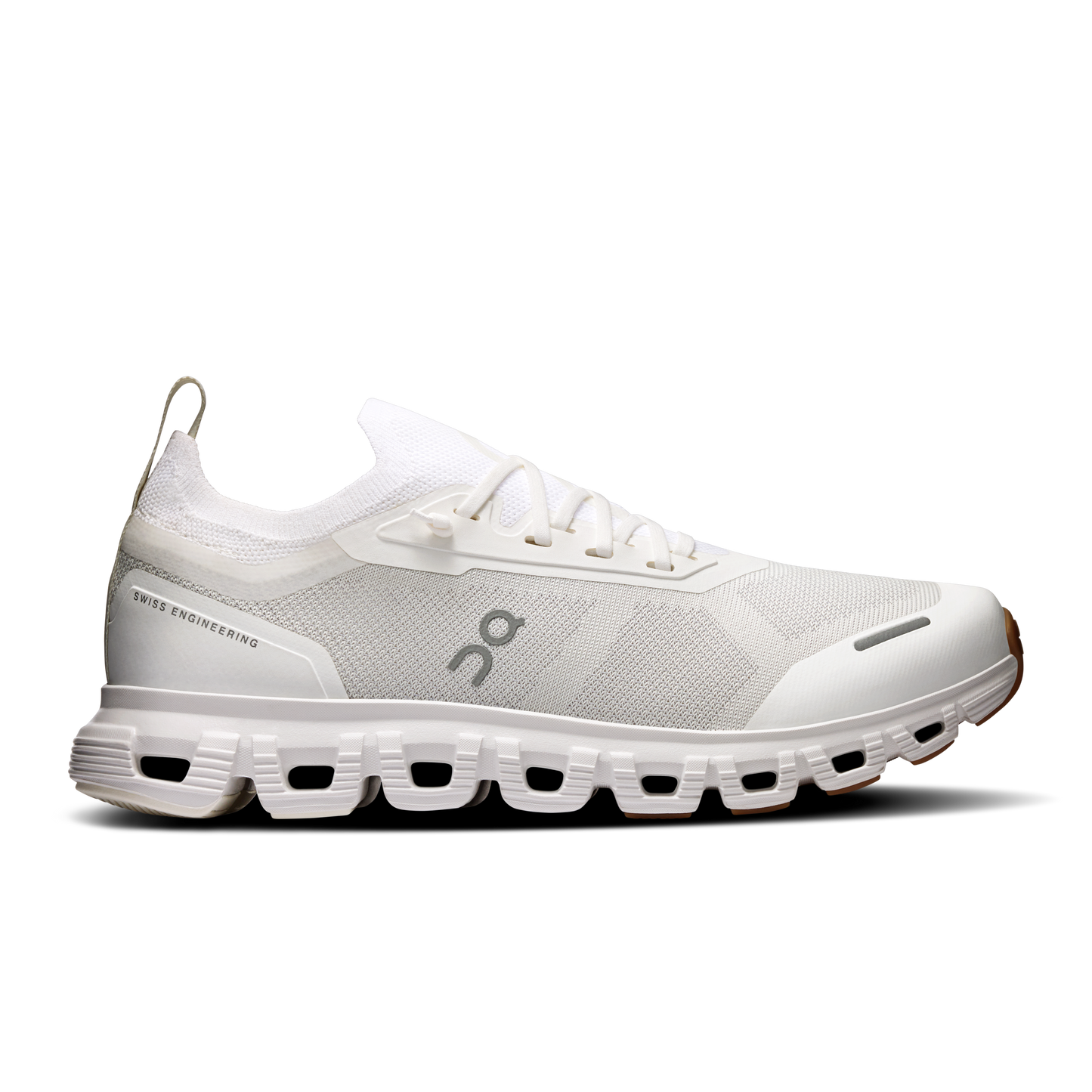 On Running Women's Cloud 6 Versa Shoes - White / White