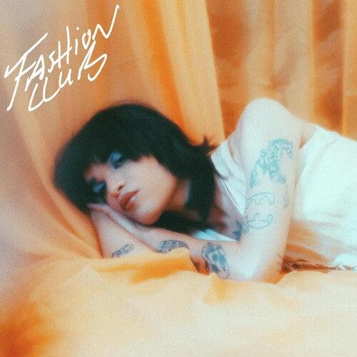 Fashion Club- A Love You Cannot Shake