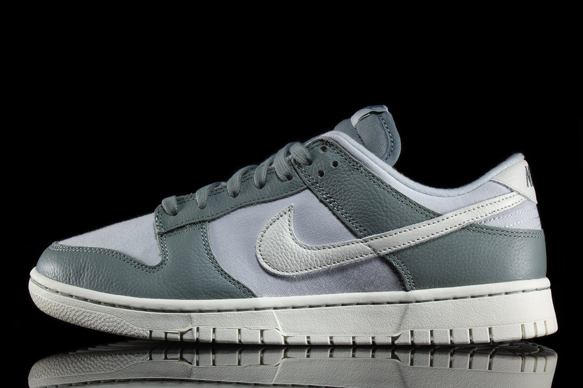 Dunk Low Retro Premium "Mica Green"