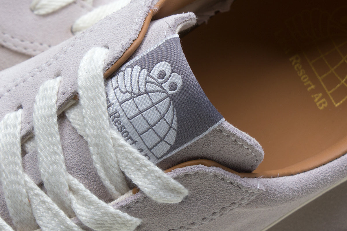 VM001 Suede Lo