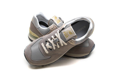 574 (Grey Day)