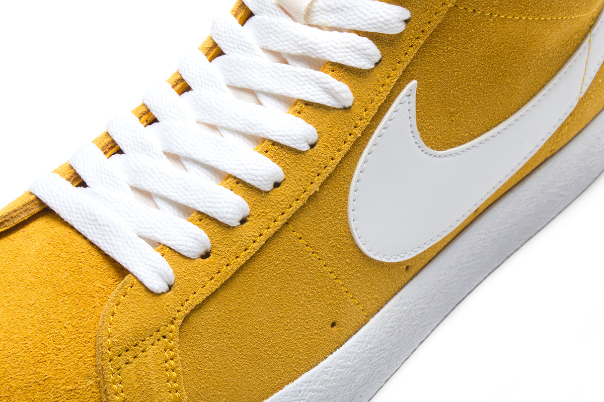 Zoom Blazer Mid