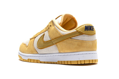 Women's Dunk Low LX 'Gold Suede'