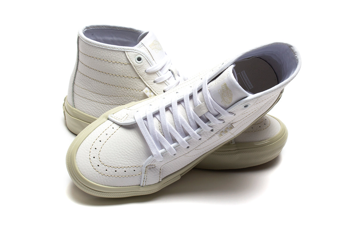 Skate Sk8-Hi Decon VCU