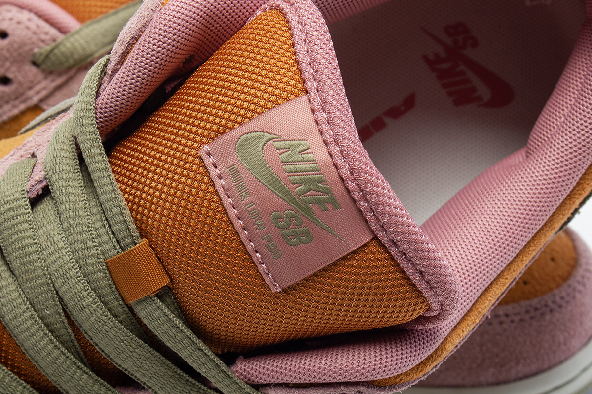 Dunk Low Pro