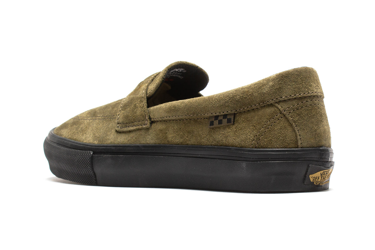 Skate Style 53 x Beatrice Domond