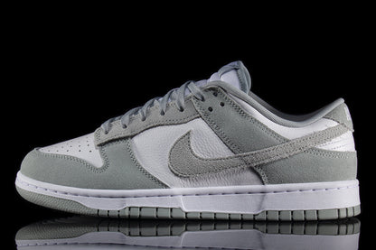 Dunk Low Retro
