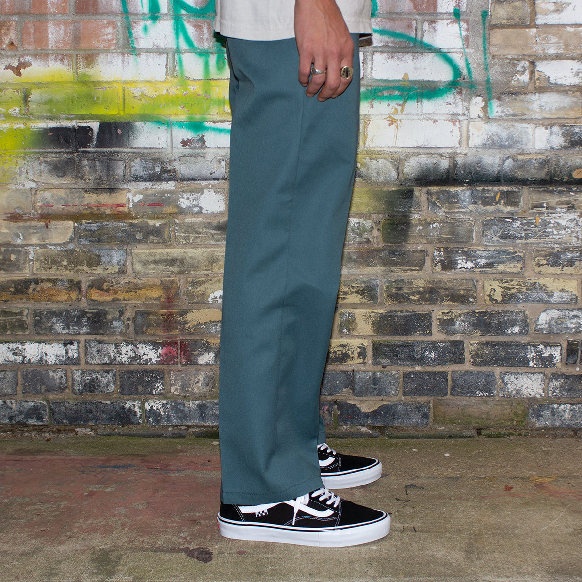 Regular Fit Twill Pant
