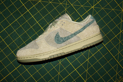 Women's Dunk Low