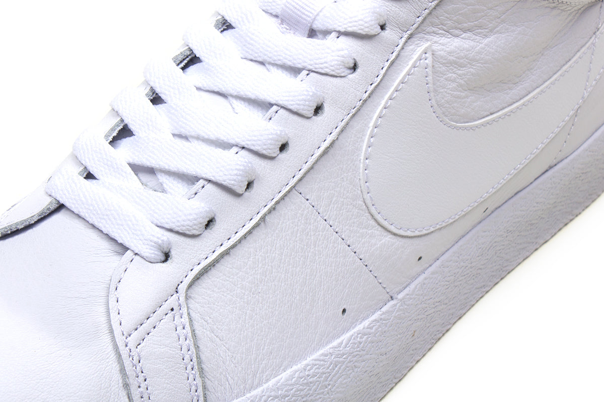 Zoom Blazer Mid