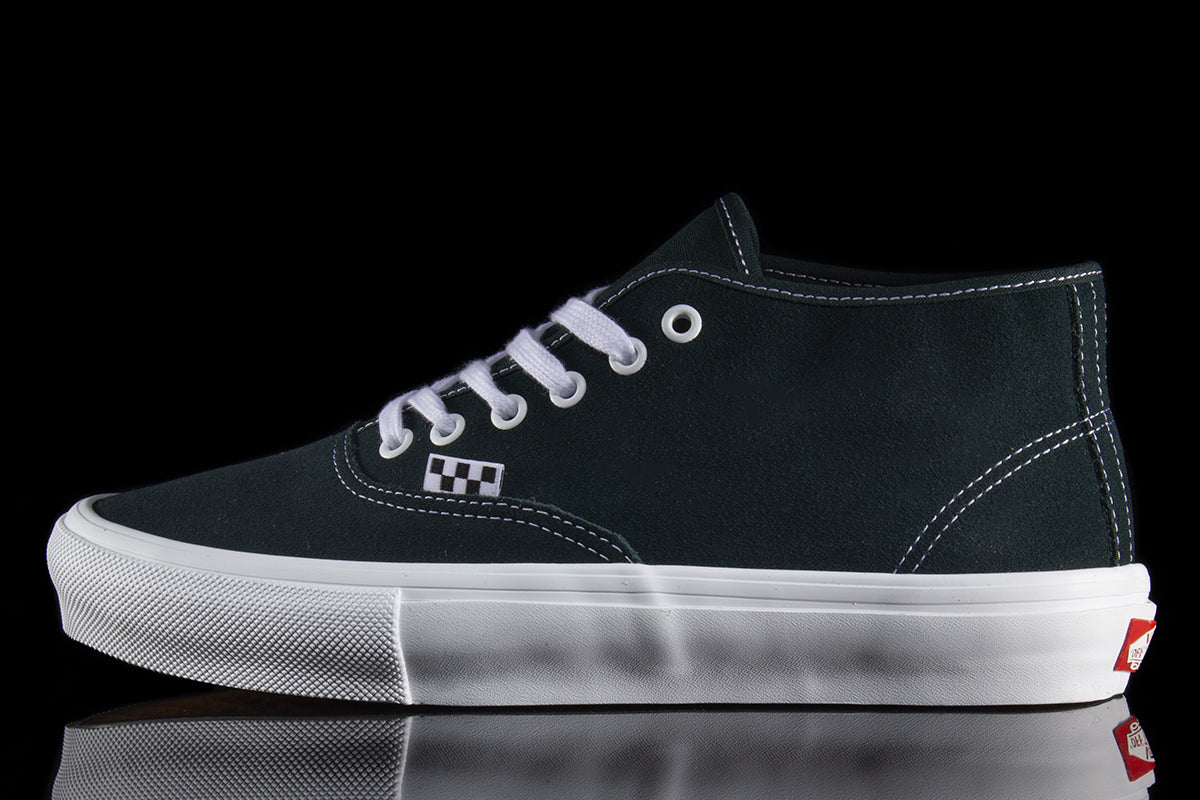 Skate Authentic Mid