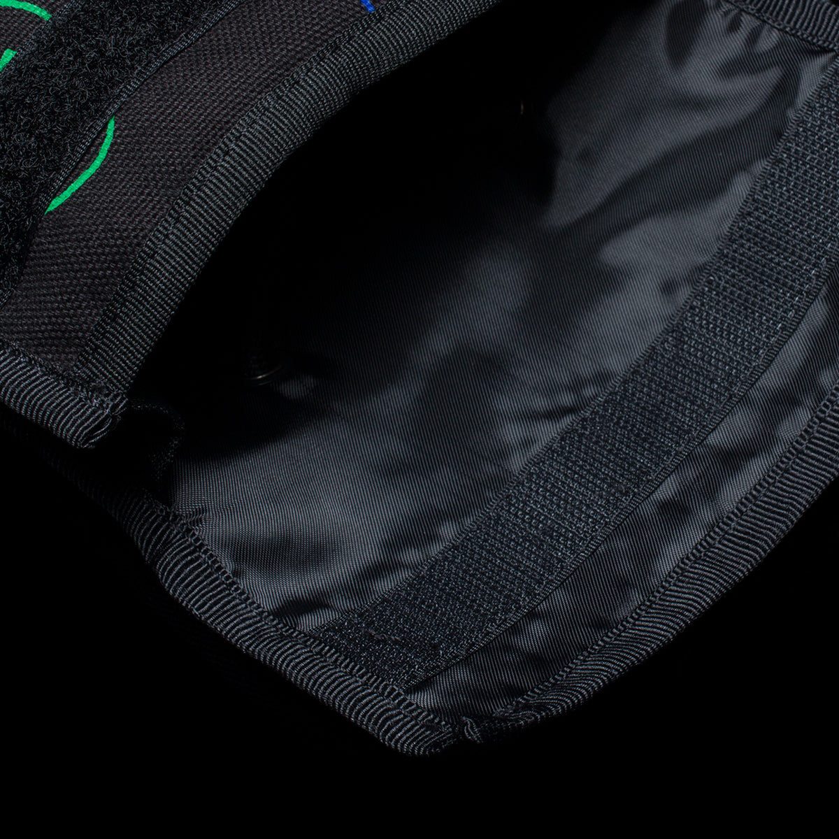 Civilist Neck Pouch