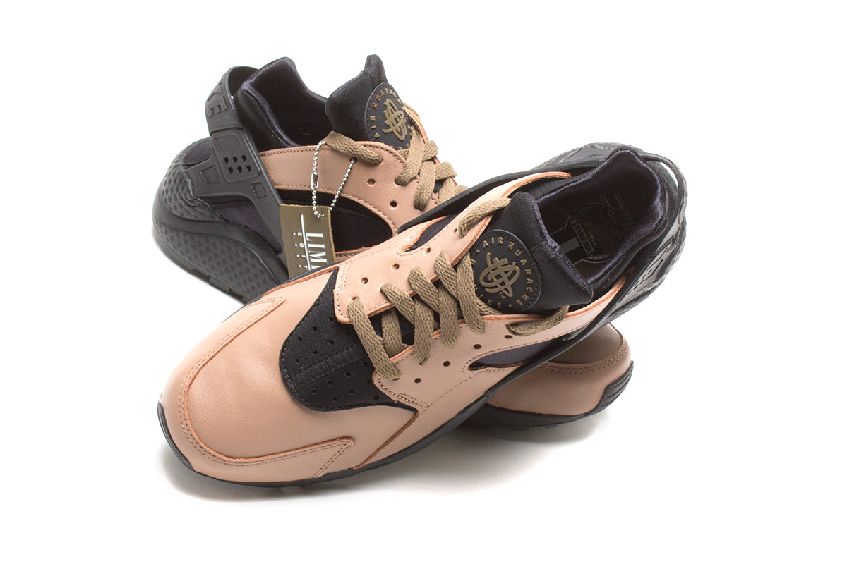 Air Huarache LE