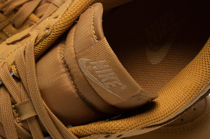 Women's Dunk Low Wheat (Limit 1)