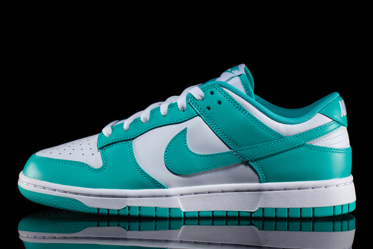 Dunk Low Retro