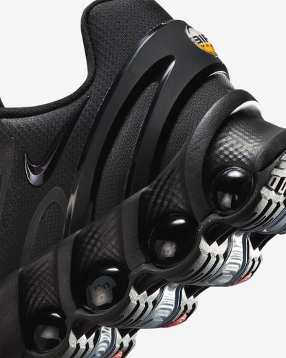 Nike Men's Air Max Dn8 Shoes - Black / Anthracite