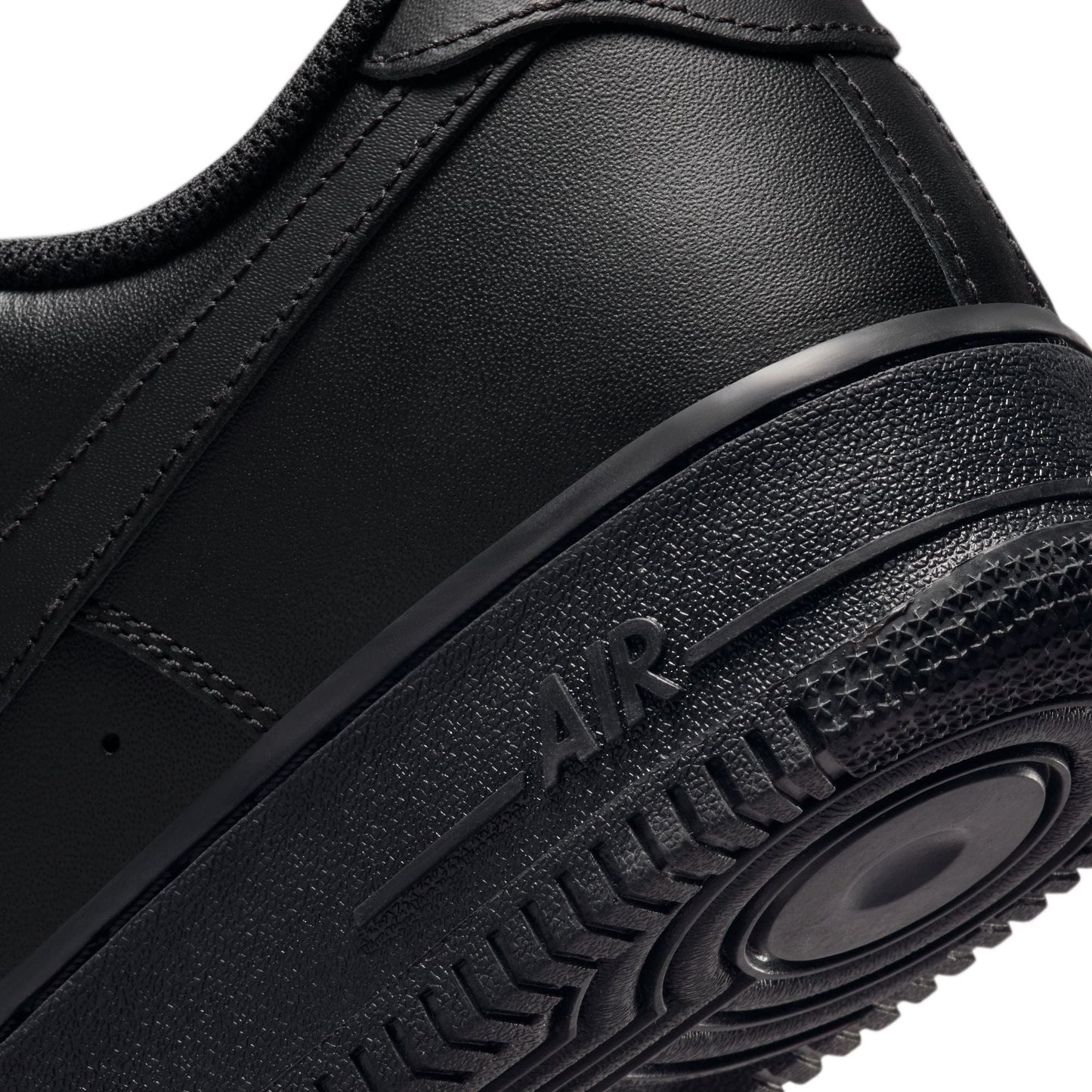 Nike Air Force 1 Low '07 Triple Black
