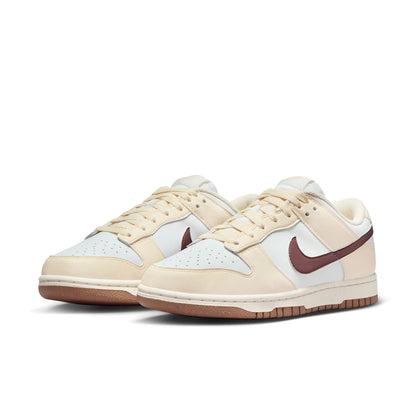 WMNS Nike Dunk Low Next Nature